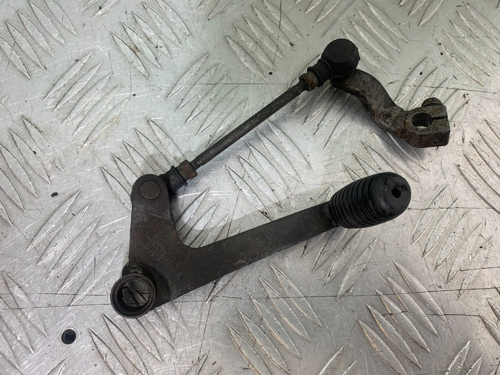 HONDA NT 700 V DEAUVILLE GEAR LEVER  YEAR 2006-2011 (CMB1211)