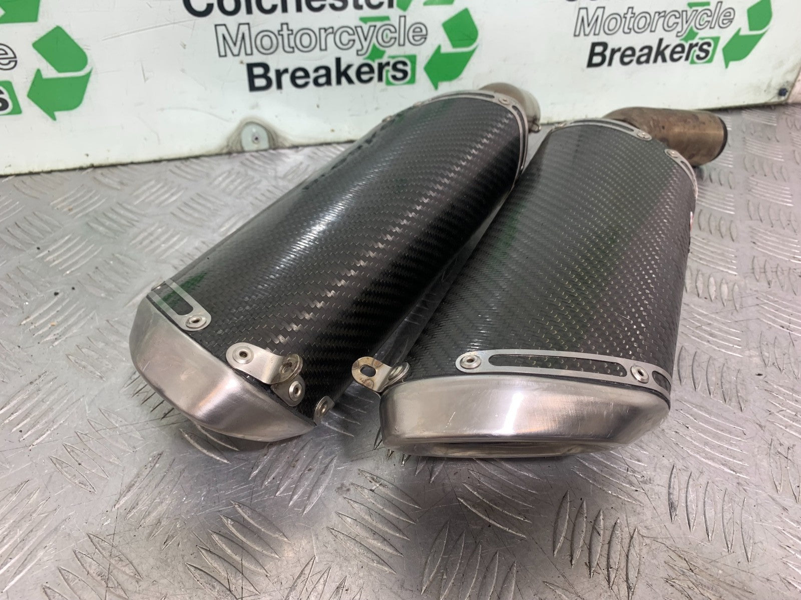 DUCATI 1198 S TERMIGNONI CARBON SILENCERS YEAR 2009-2011 (CMB1219)