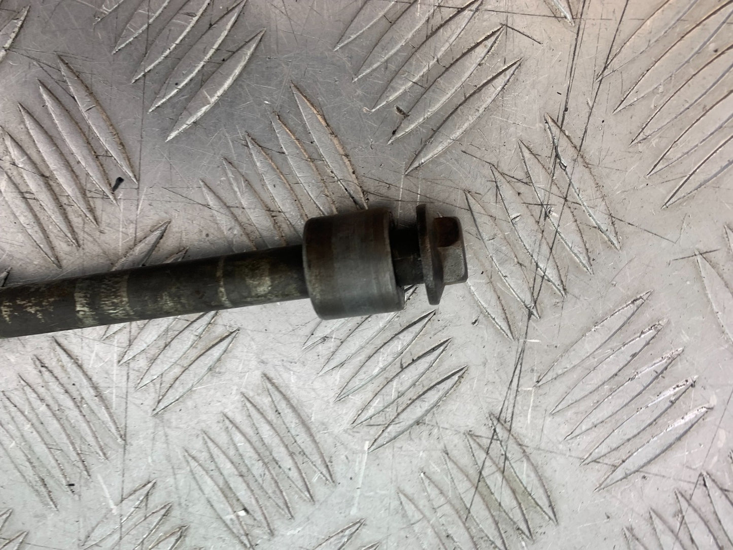 HONDA XL125 VARADERO REAR WHEEL SPINDLE  YEAR 2001-2006  (CMB1210)