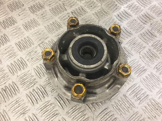 HONDA CB900 CB 900 HORNET REAR SPROCKET CARRIER YEAR 2002-06 (STOCK 633)