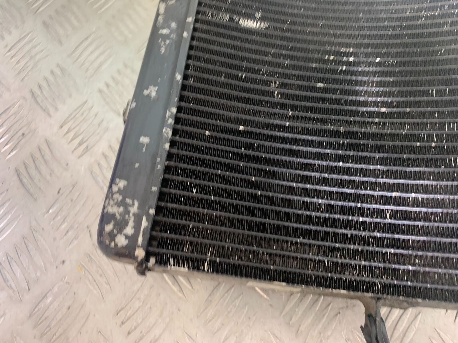 KTM 990 SUPERMOTO T RADIATOR   YEAR 2010-2011  (CMB1127)
