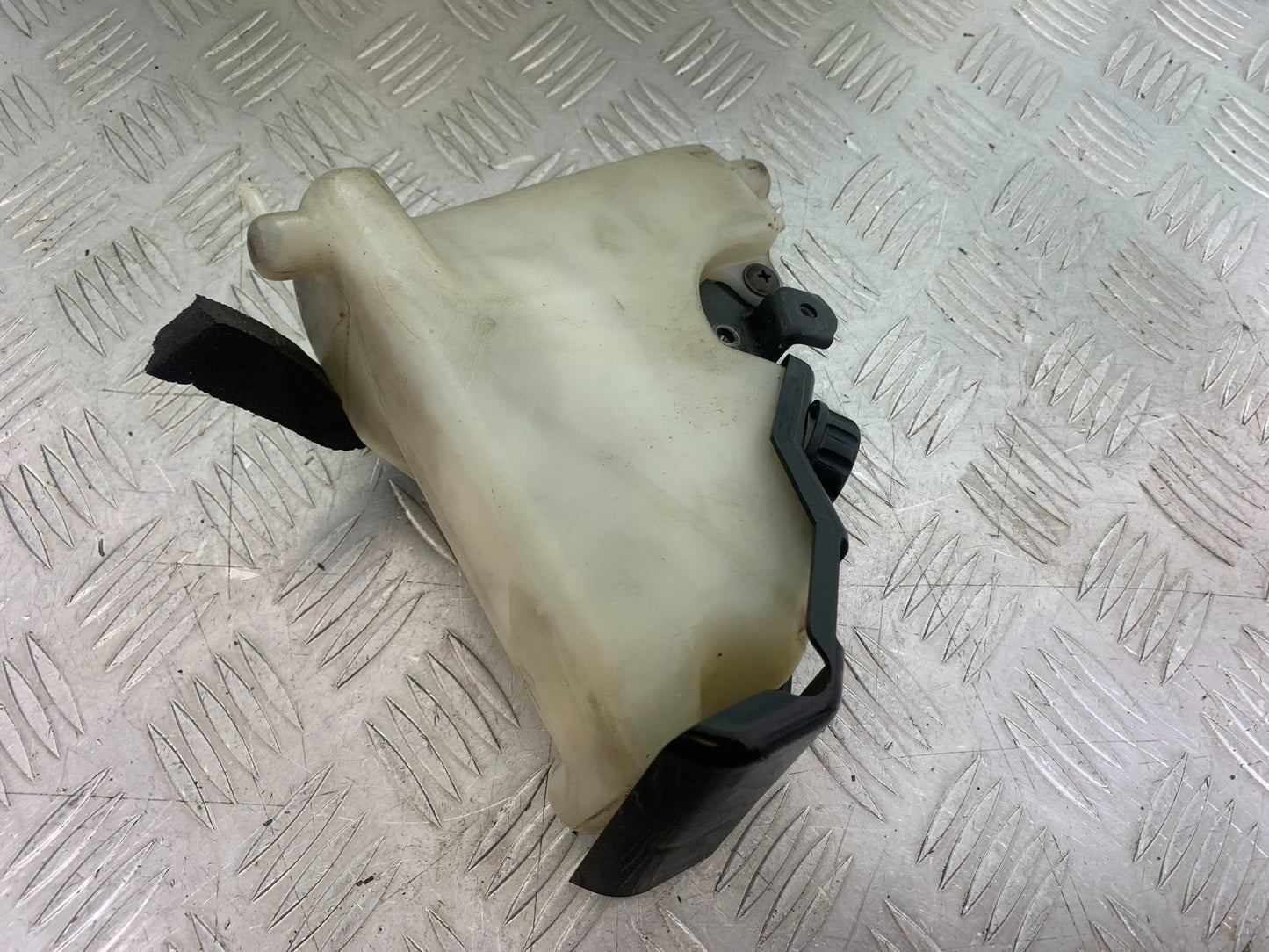 KAWASAKI ZX6R ZX6 F COOLANT BOTTLE  YEAR 1995-1997 (CMB1169)