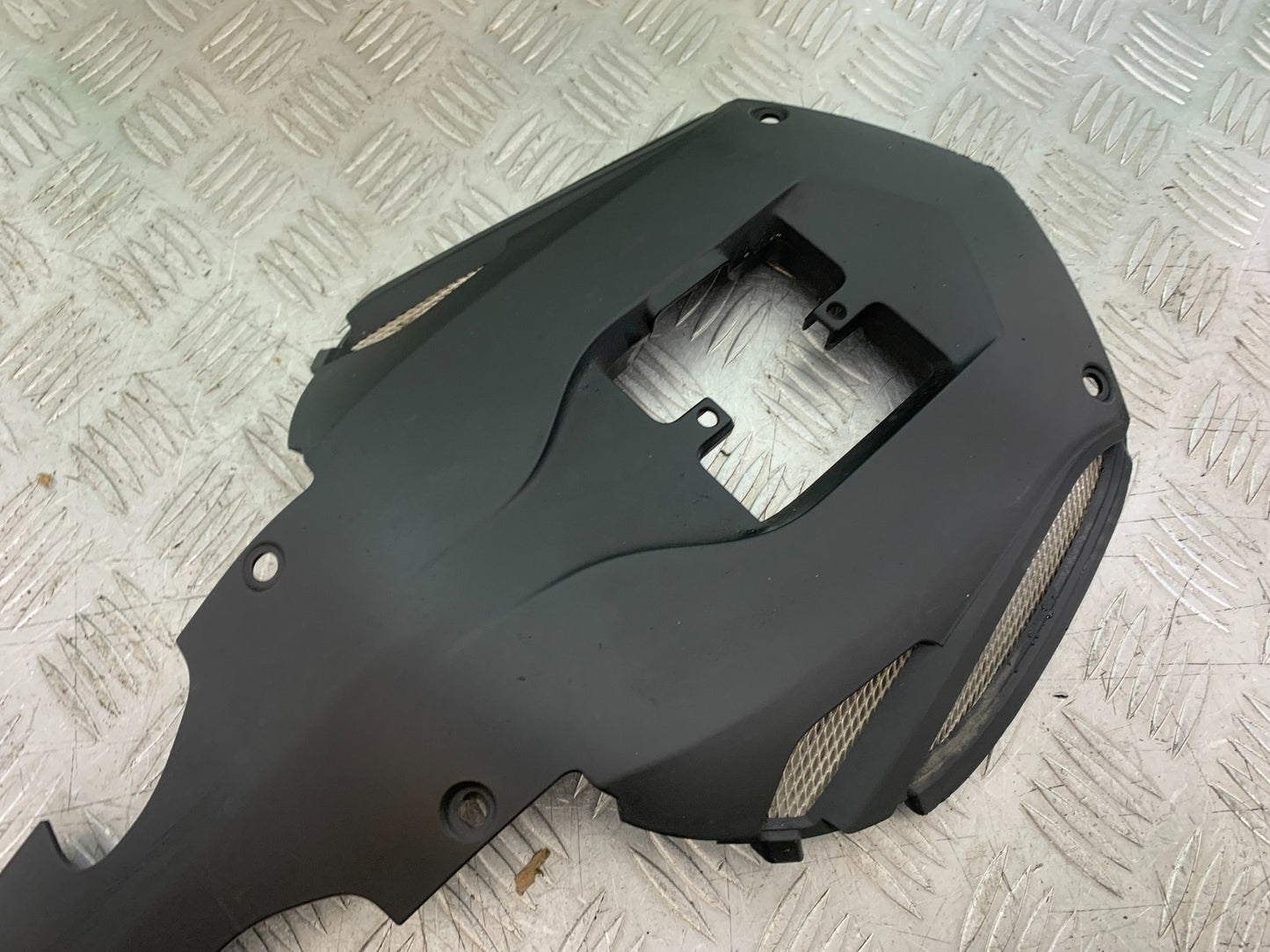 MV AGUSTA 800 F3 UNDERTRAY  YEAR 2017-2019 (CMB1227)