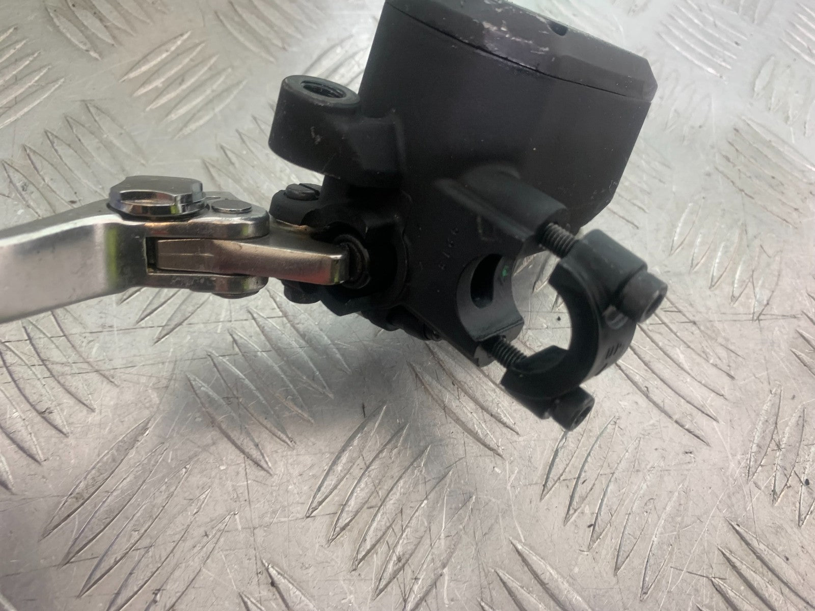APRILIA SL750 SL 750 SHIVER CLUTCH MASTER CYLINDER   YEAR 2008-2016 (CMB1242)