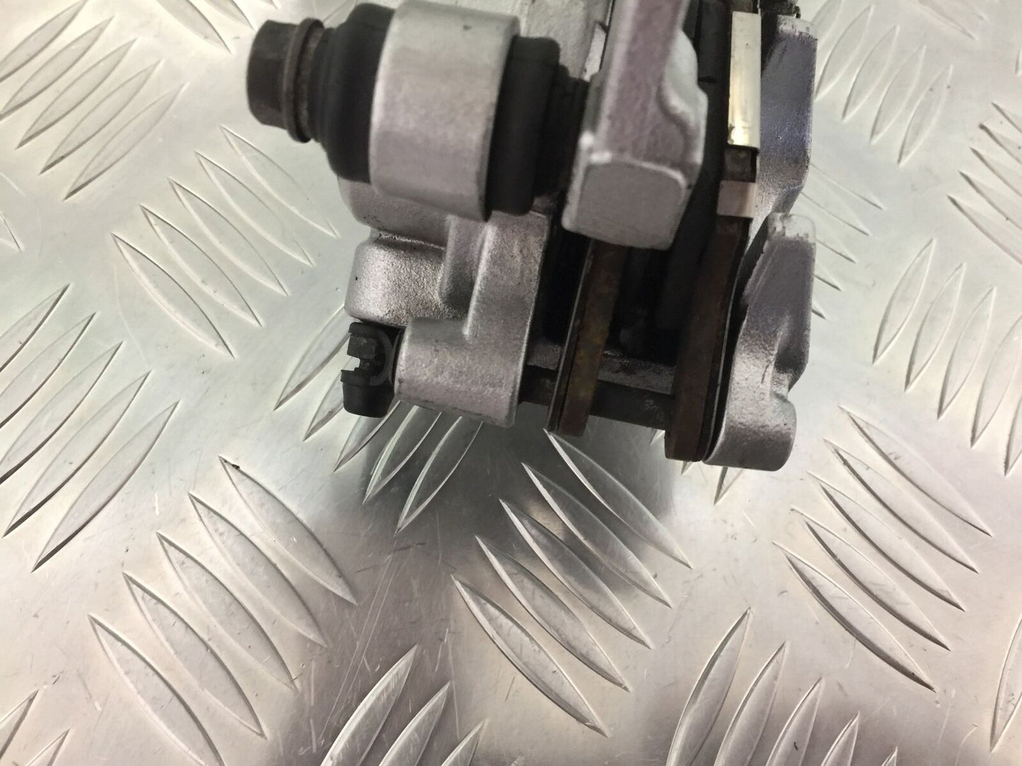 KAWASAKI Z1000 Z 1000 REAR BRAKE CALIPER  YEAR 2007-2009  (STOCK 927)