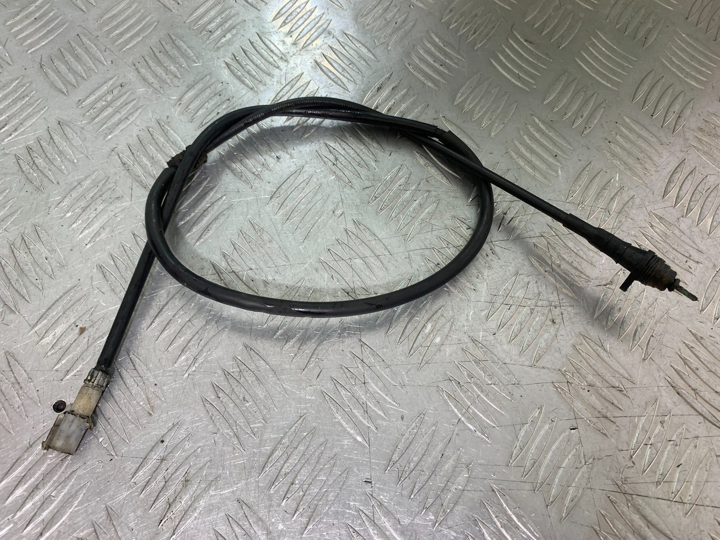 PIAGGIO VESPA LX50 LX S 50 SPEEDO CABLE  YEAR 2007-2016 (CMB1290)