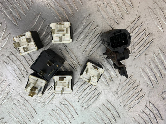 TRIUMPH SPEED TRIPLE R 1050 RELAYS   2009 (CMB1183)