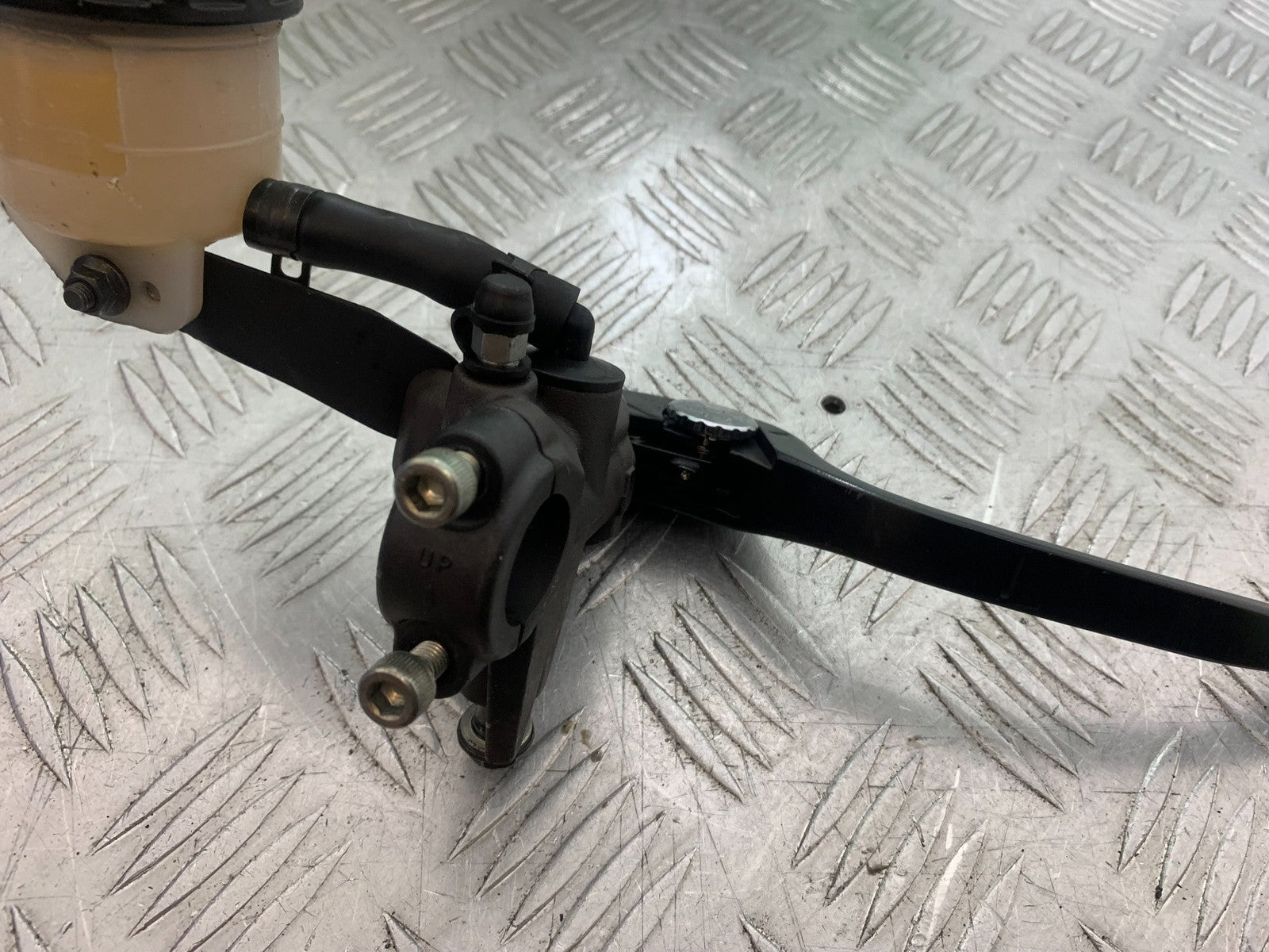 KAWASAKI Z1000 SX FRONT MASTER CYLINDER YEAR 2014-16 (CMB1264)
