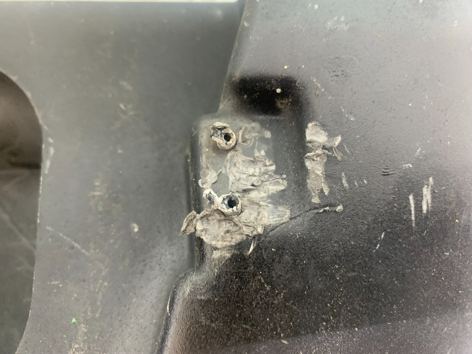 KAWASAKI GT550 GT 550 AIRBOX   YEAR 1984-87 (CMB1141)
