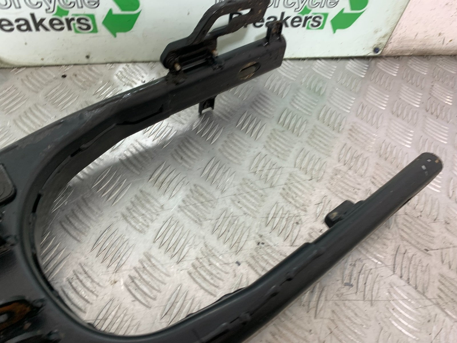 ROYAL ENFIELD HIMALAYAN 411 SWINGARM YEAR 2018-2023 (CMB1279)