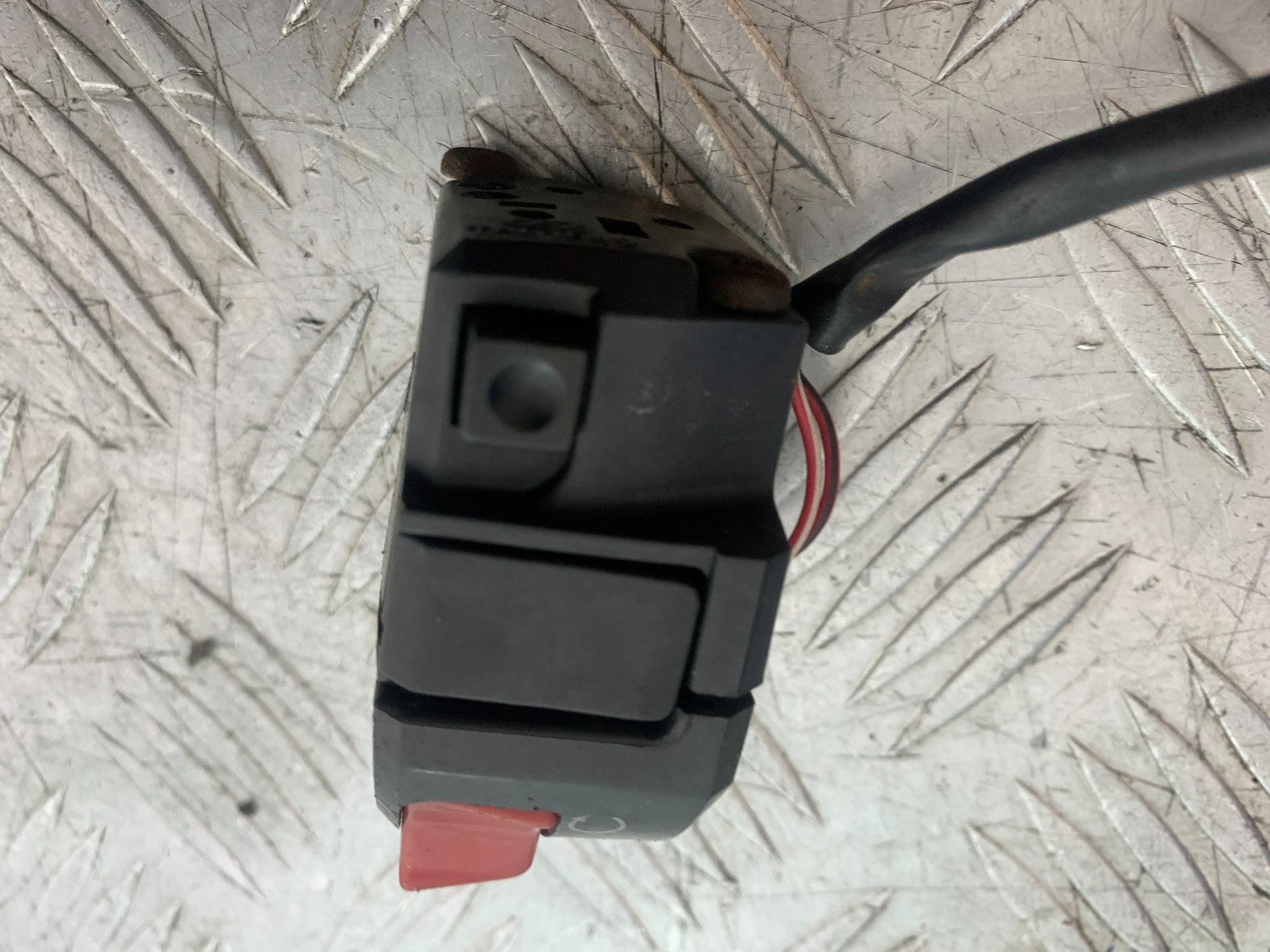 DUCATI 848 RIGHT SWITCH GEAR  YEAR 2008-2010 (CMB1323)