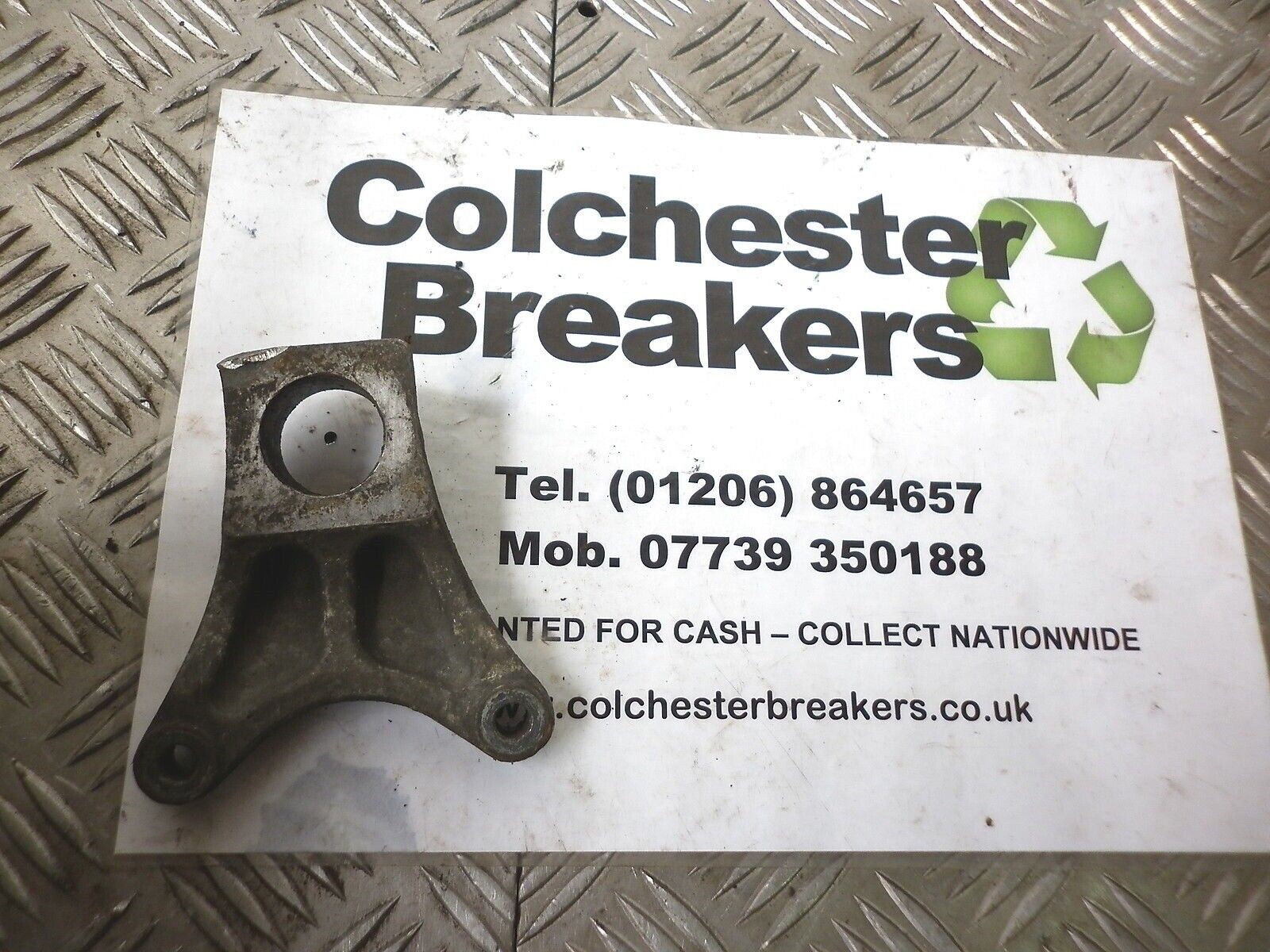 SUZUKI GSXR600 GSXR 600 REAR CALIPER BREACKET YEAR 1997-1999