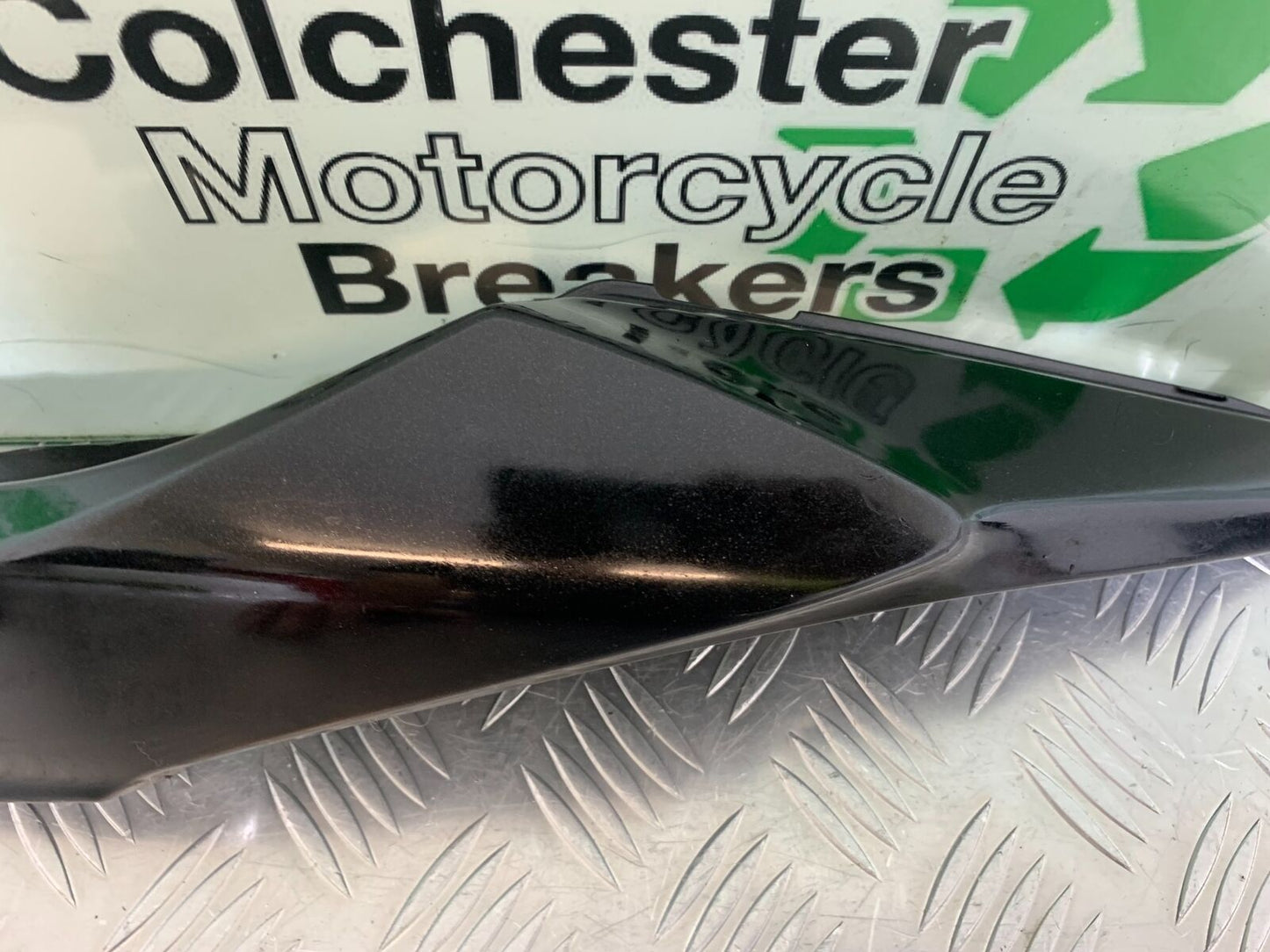 KAWASAKI NINJA 650 LEFT SEAT PANEL YEAR 2017-2019 (CMB1018)