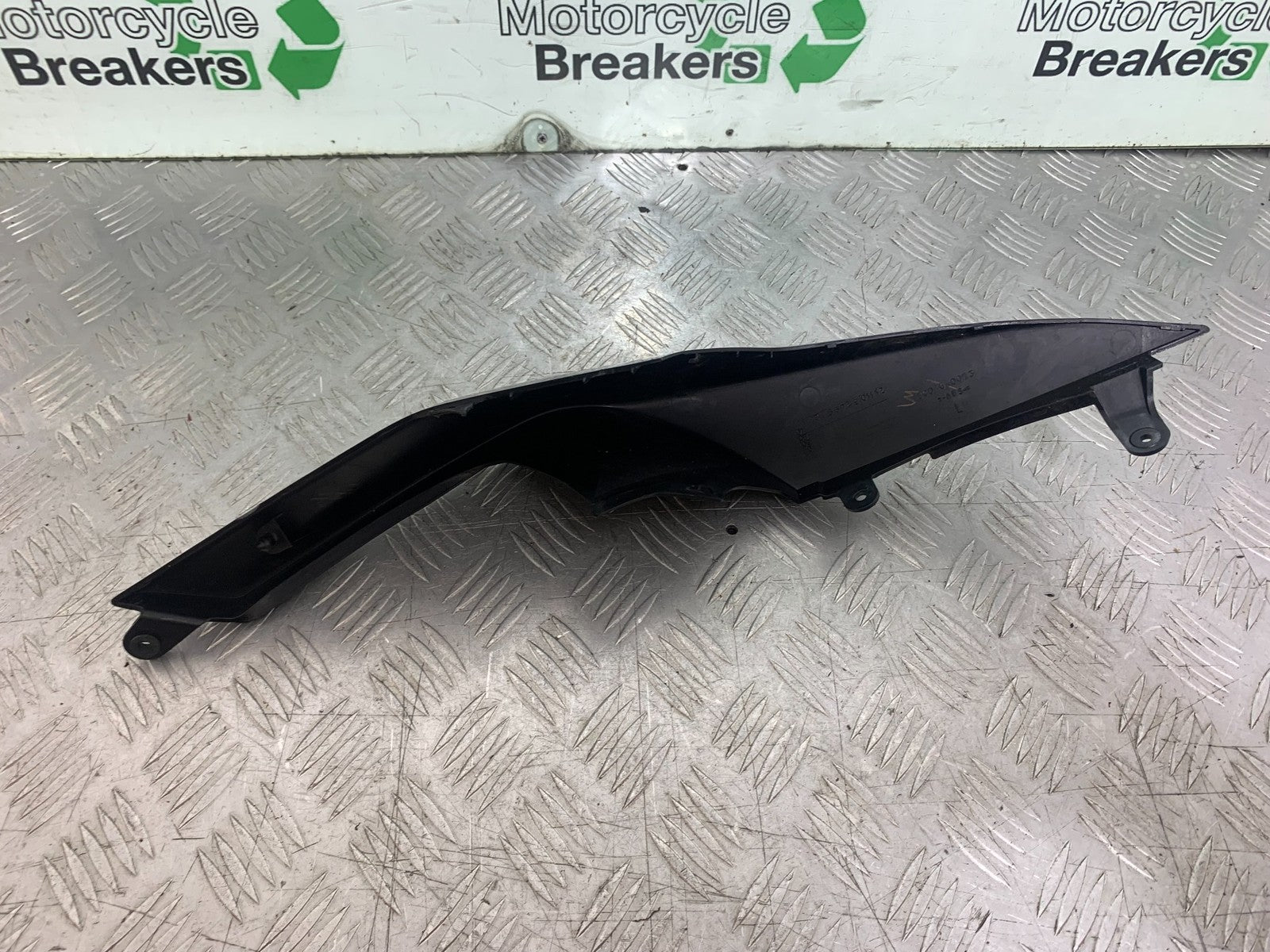 KAWASAKI ZX10R ZX10 R LEFT SEAT PANEL  2008-2010 (CMB1206)