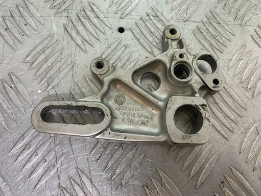 APRILIA RSV4 FACTORY REAR CALIPER BRACKET YEAR 2009-2012 (CMB1224)
