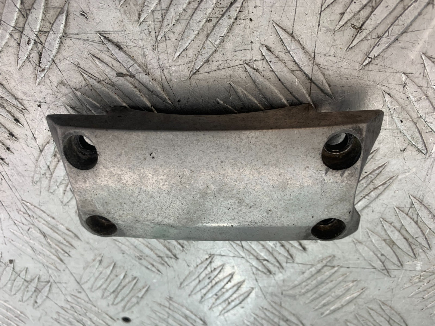HONDA VT700 VT 700 SHADOW FORKS BRACE   YEAR 1984-85 (CMB1328)
