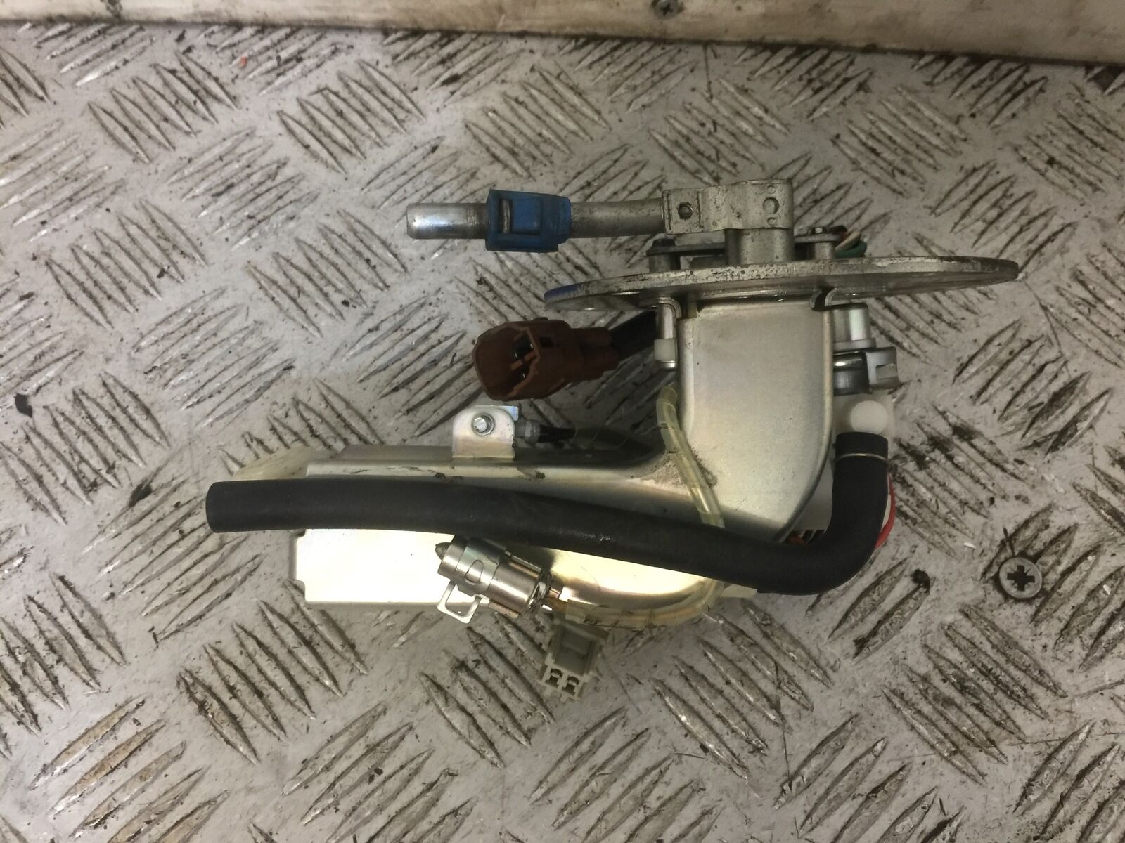 SUZUKI VLR1800 VLR 1800 PETROL PUMP  YEAR 2010 (STOCK 815)