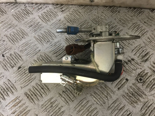 SUZUKI VLR1800 VLR 1800 PETROL PUMP  YEAR 2010 (STOCK 815)