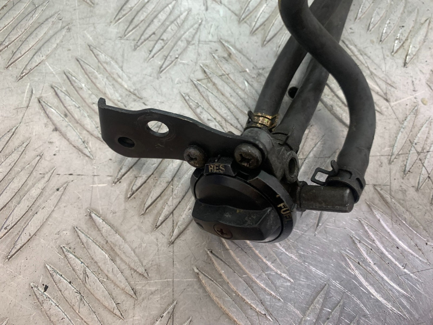 KAWASAKI ZX6R ZX6 F PETROL TAP   YEAR 1995-1997 (CMB1169)