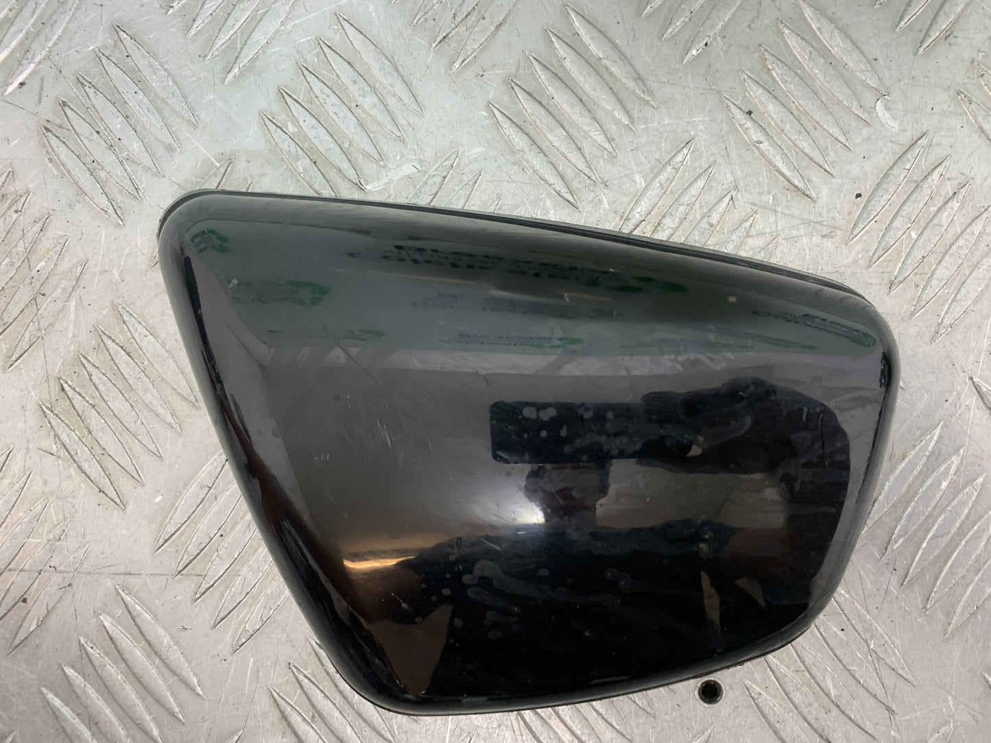 YAMAHA XV1100 XV 1100 VIRAGO LEFT SEAT PANEL 1990-1999 (CMB1190)