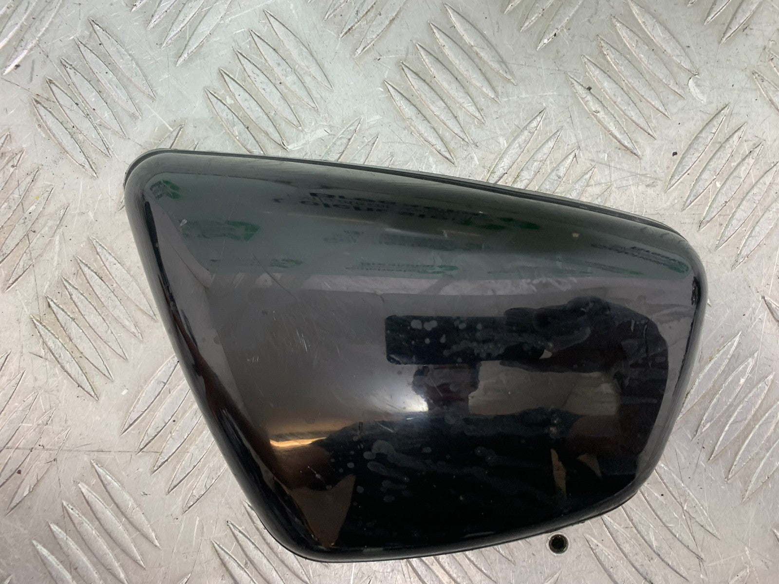 YAMAHA XV1100 XV 1100 VIRAGO LEFT SEAT PANEL 1990-1999 (CMB1190)