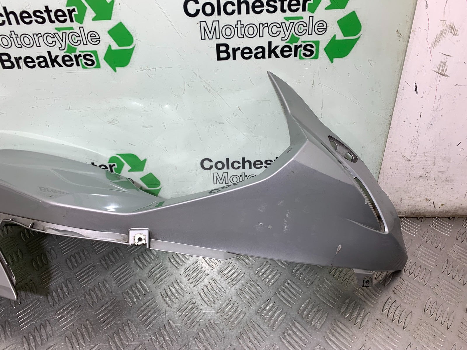 BMW F800 GT RIGHT FAIRING PANEL  YEAR 2013-2017 (CMB1248)