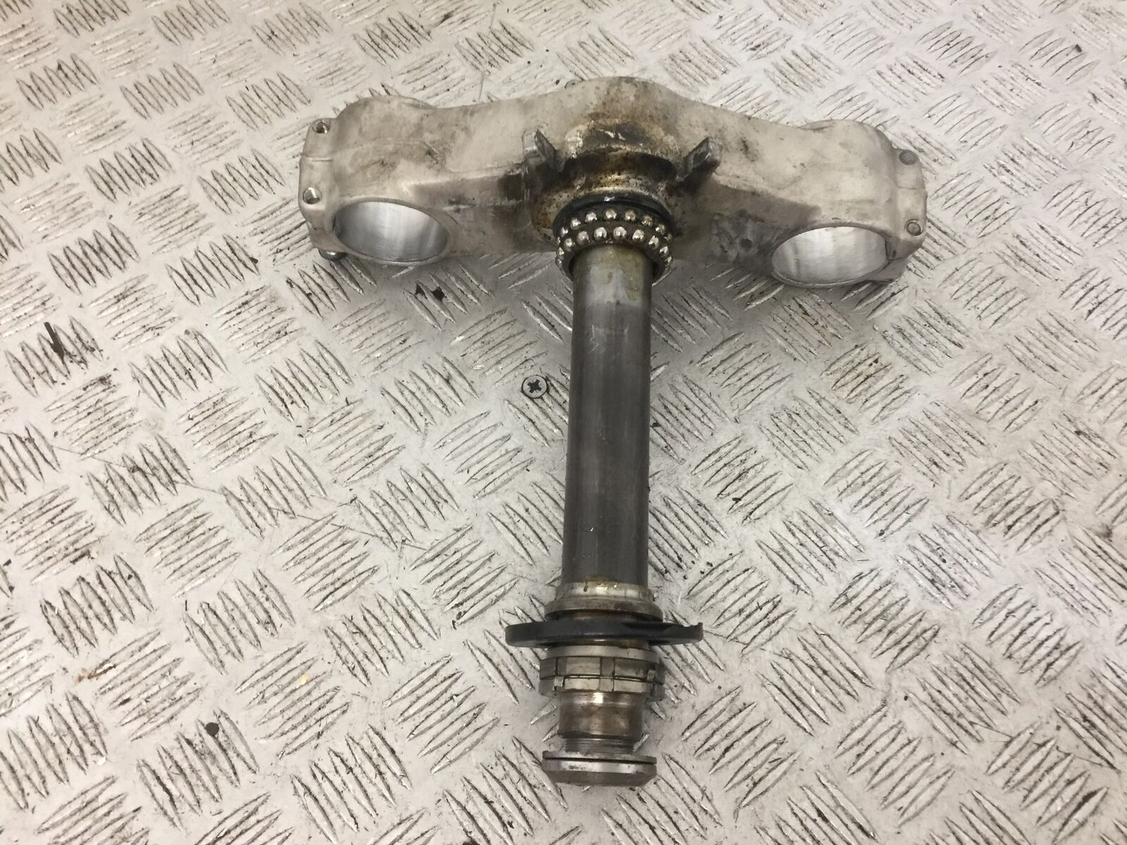 KAWASAKI ZX10R ZX10 R BOTTOM YOKE  2008-2010 (STOCK 766)