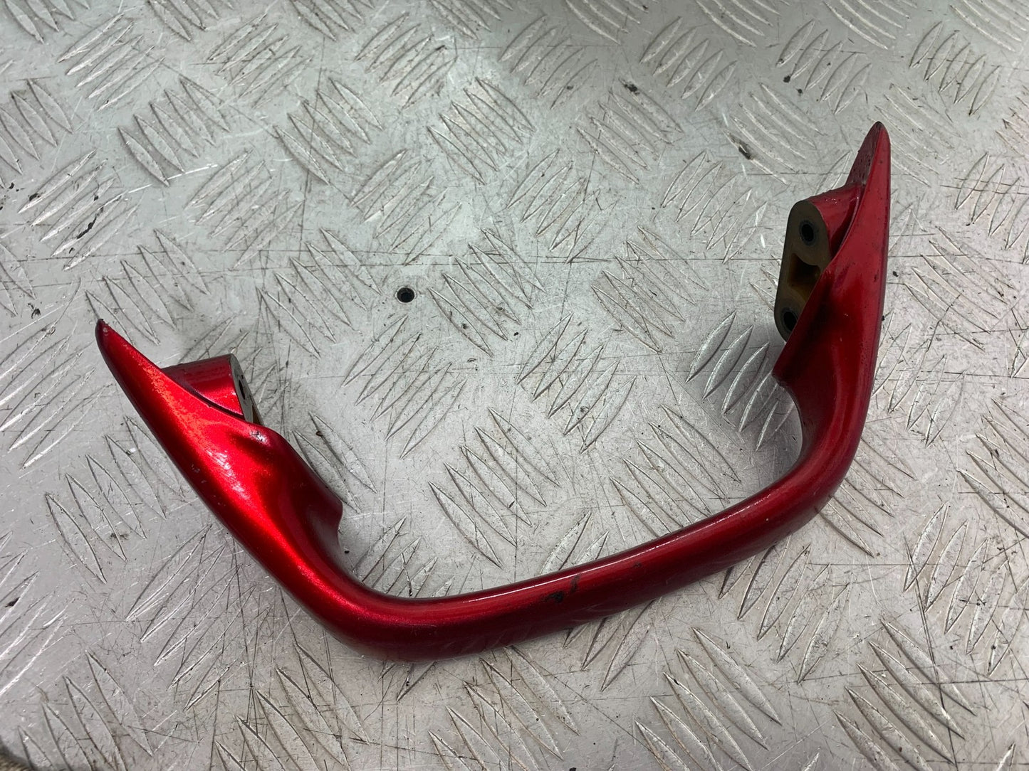 HONDA CBR1100 BLACKBIRD GRAB RAIL  YEAR 1999-2005 (CMB1232)