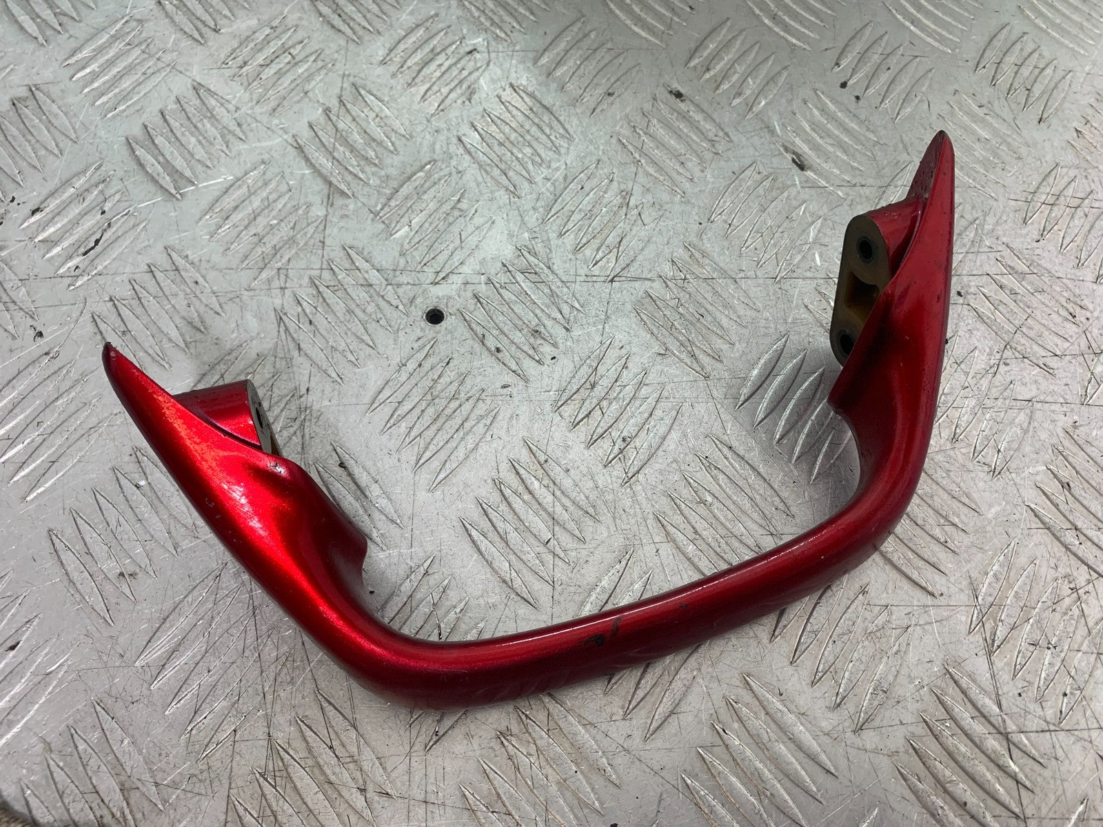 HONDA CBR1100 BLACKBIRD GRAB RAIL  YEAR 1999-2005 (CMB1232)