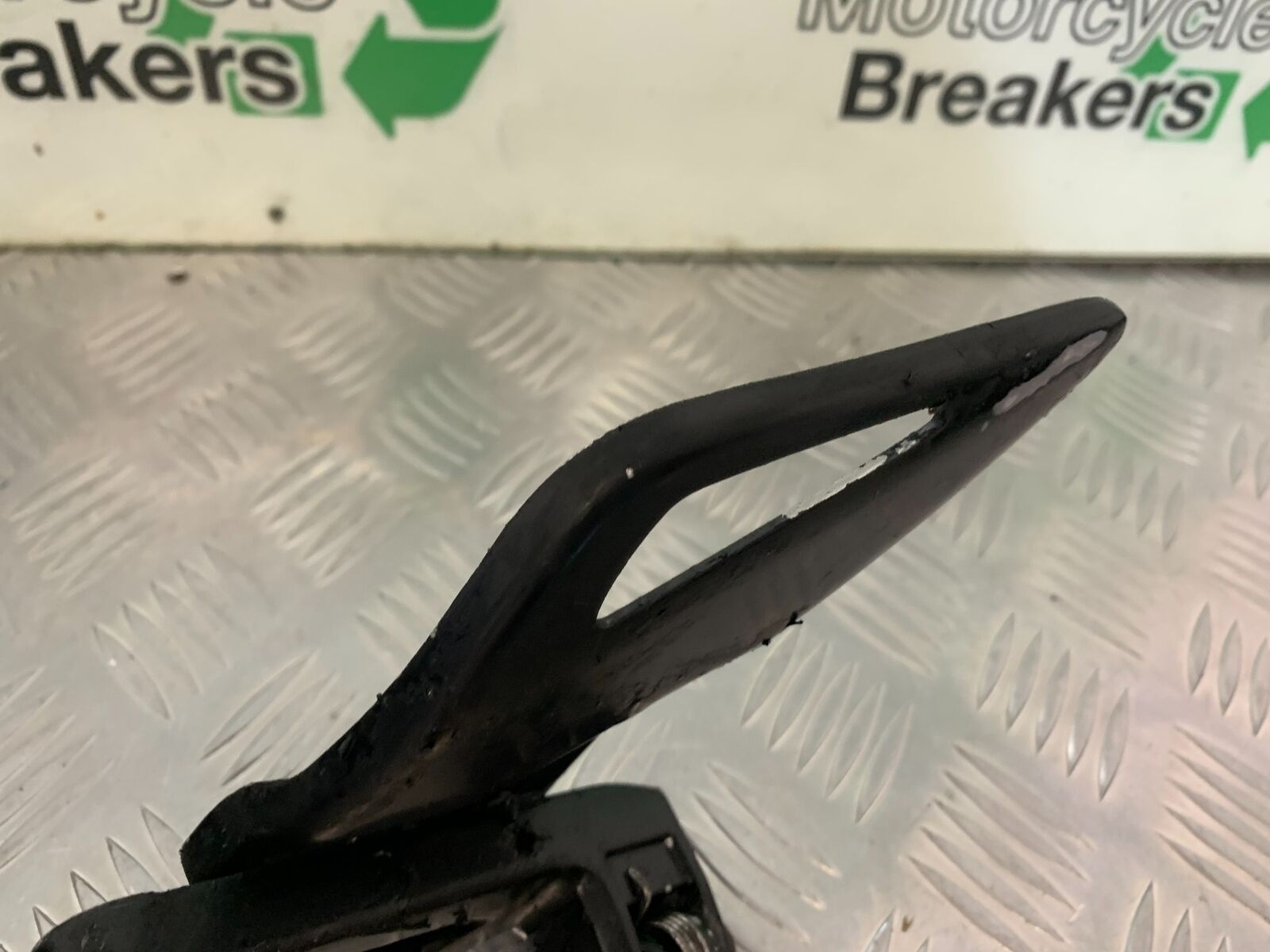 HONDA CBR1000 rr FIREBLADE FRONT LEFT HANGER & PEG   YEAR 2008-2011 (STOCK 986)