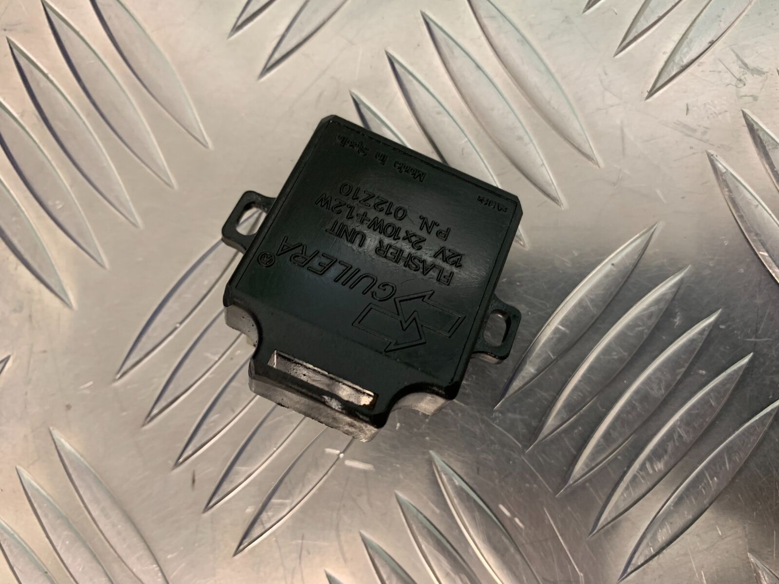 RIEJU 125 MARATHON SM PRO FLASHER UNIT RELAY  YEAR 2015(STOCK 938)
