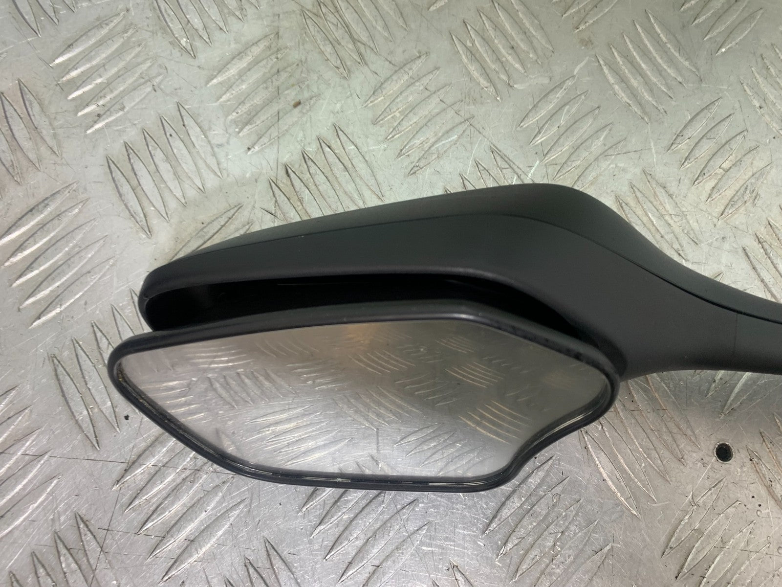 HONDA CBR1000 rr FIREBLADE LEFT MIRROR YEAR 2012-2016 (CMB1198)