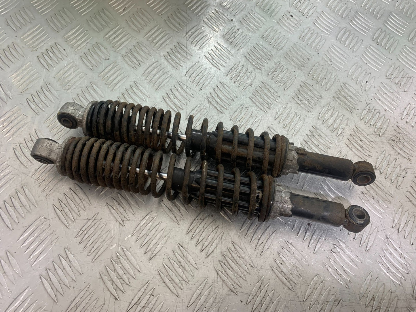 PIAGGIO MP3 250 ie REAR SHOCKS YEAR 2007 (CMB1307)