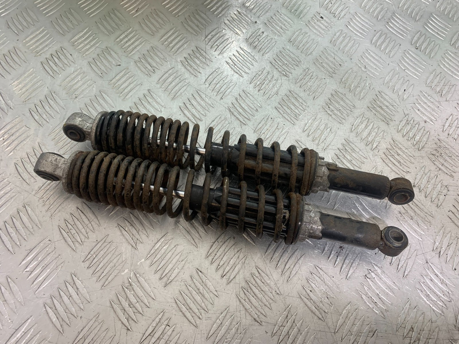 PIAGGIO MP3 250 ie REAR SHOCKS YEAR 2007 (CMB1307)