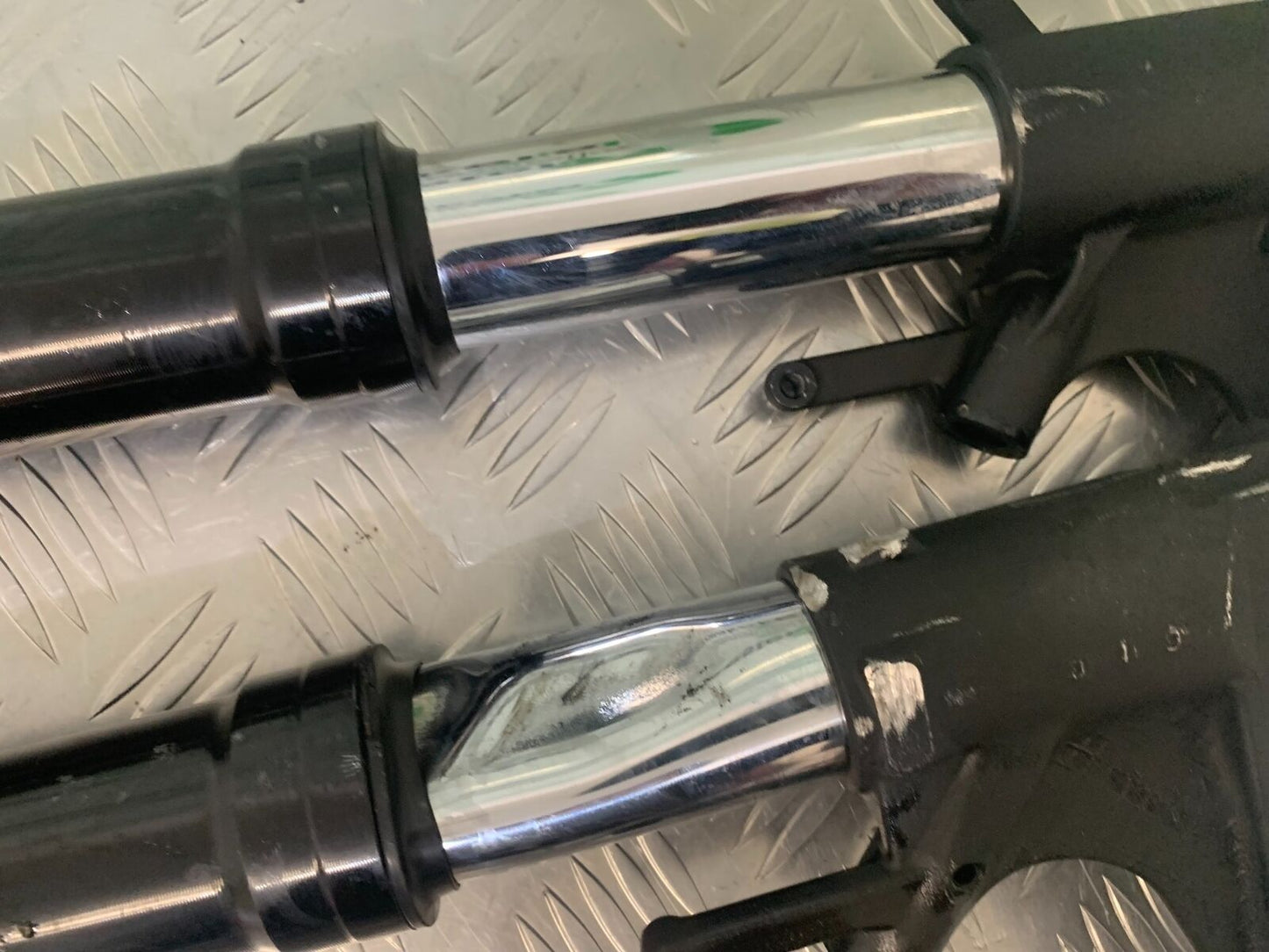 HONDA CBR1000 rr FIREBLADE FORKS (DAMAGED)  2008-2011 (STOCK 986)