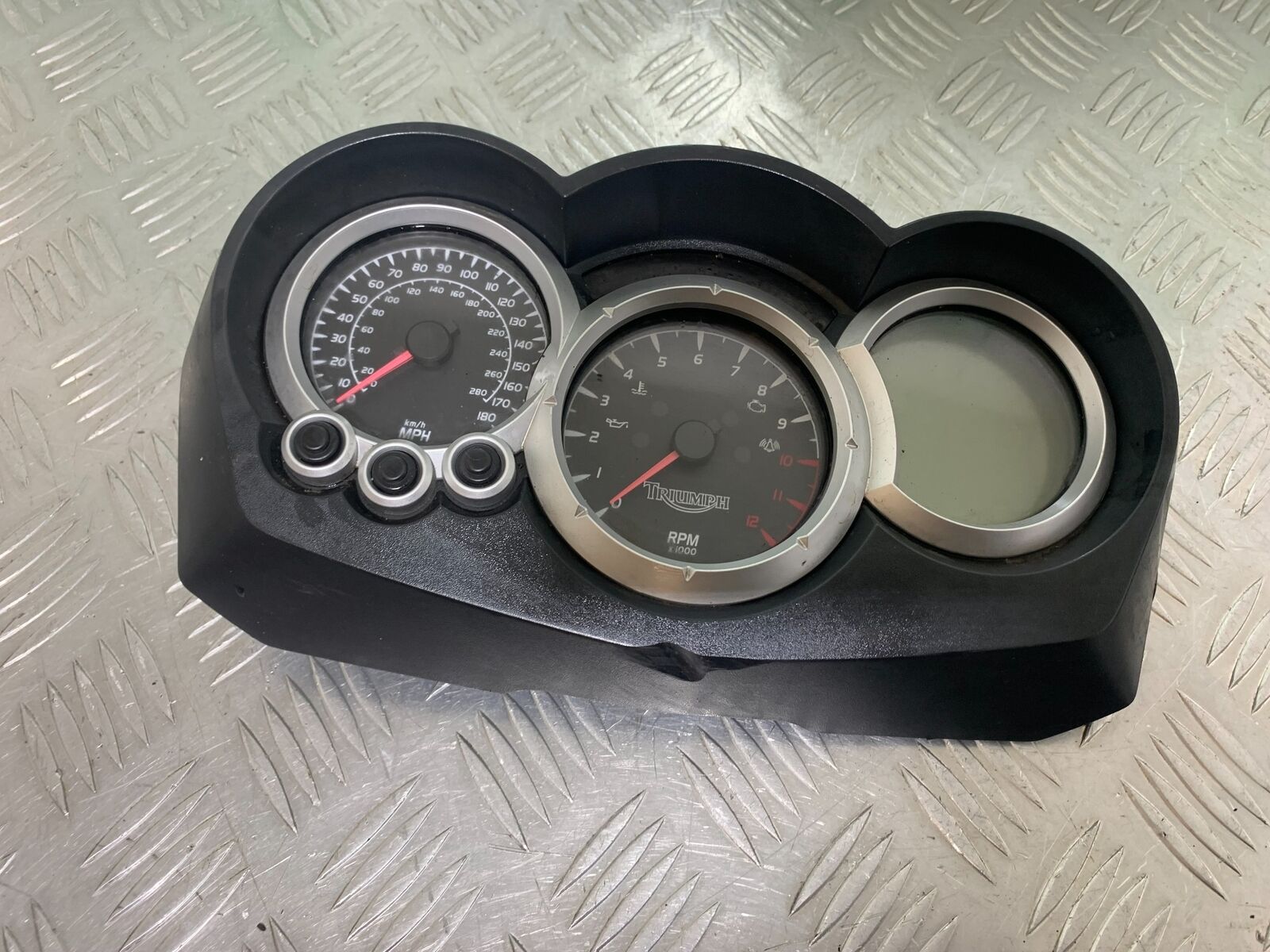 TRIUMPH 1050 SPRINT ST CLOCKS SPEEDO DASH  YEAR 2004-2007 (CMB1089)