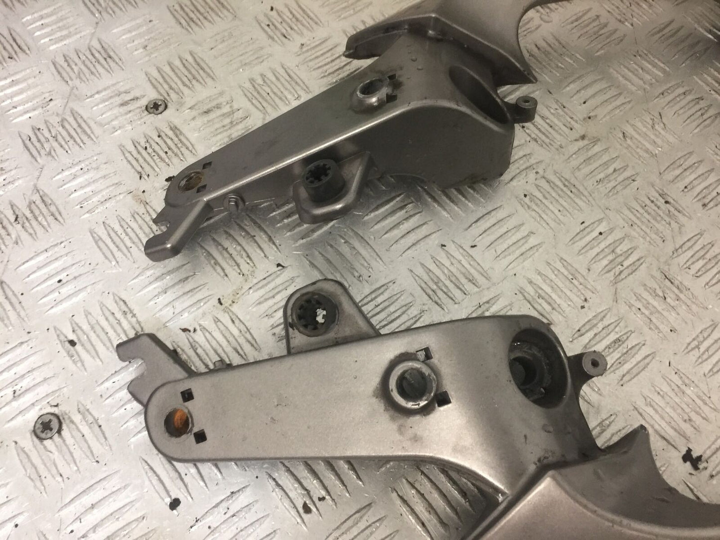 HONDA NT 700 V DEAUVILLE GRAB RAILS YEAR 2006-2010 (STOCK 840)