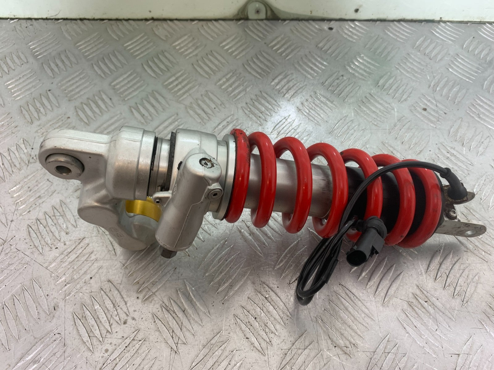 BMW S1000 RR REAR SHOCK   YEAR 2015-2018 (CMB1246)