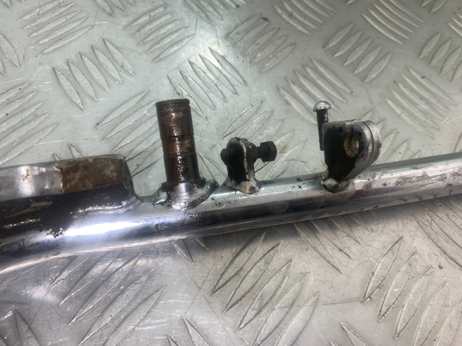 YAMAHA XV535 XV 535 VIRAGO RIGHT HANGER  YEAR 1994-02 (CMB1139)