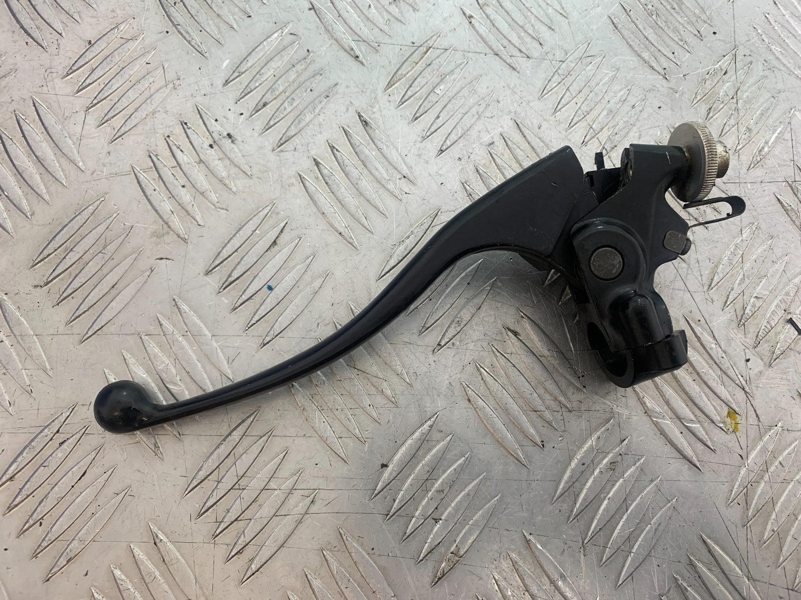 KAWASAKI ZX6R ZX6 R P7F P8F CLUTCH LEVER AND BRACKET YEAR 2007-08 (CMB1165)