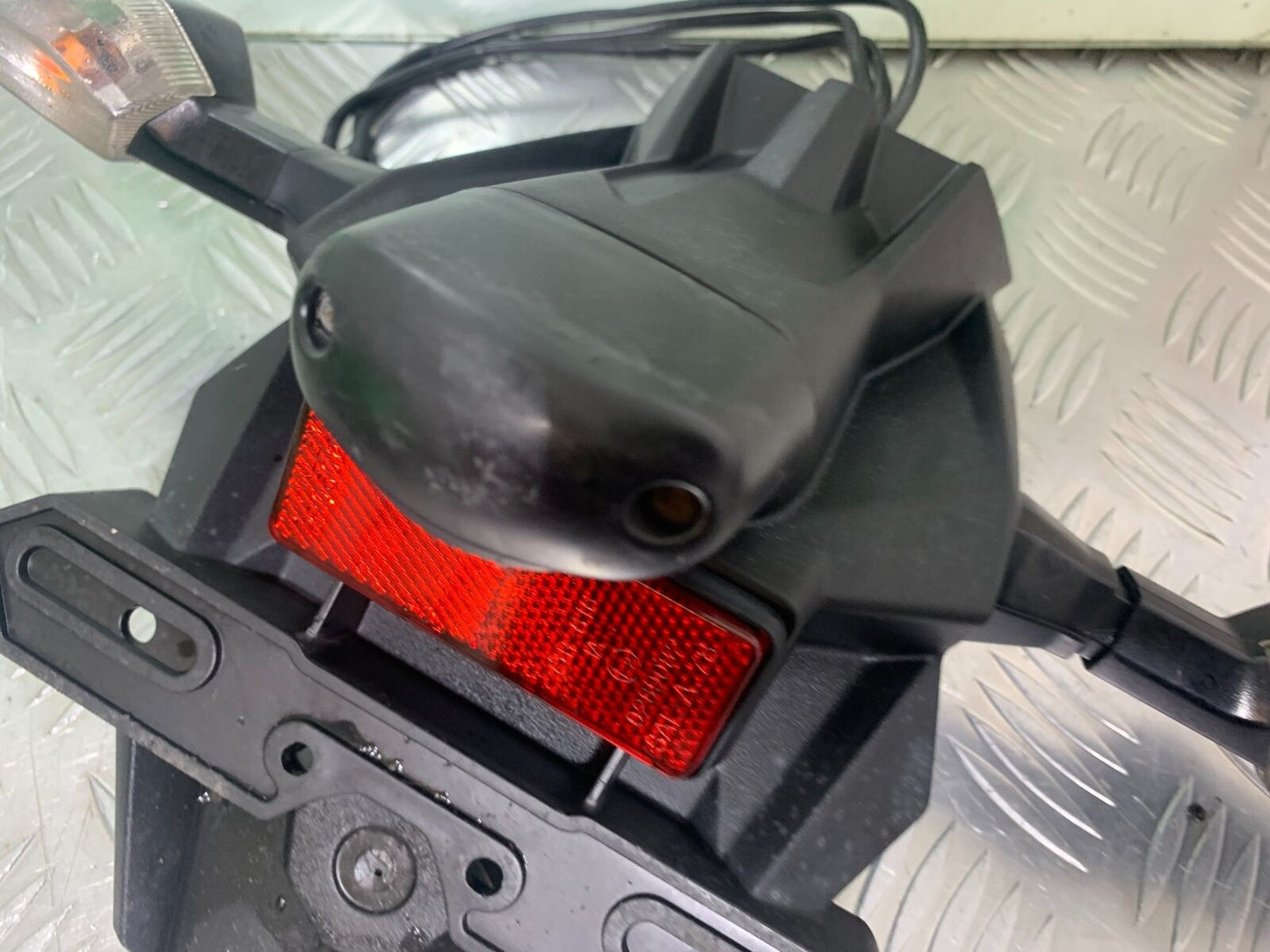 KAWASAKI Z300 ER300 REAR MUDGUARD AND INDICATORS   YEAR 2016-2018  (CMB1056)