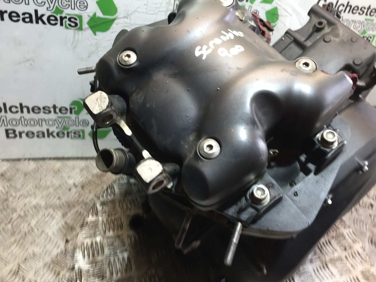 TRIUMPH 900 STREET SCRAMBLER ENGINE  YEAR 2018  (STOCK 896)