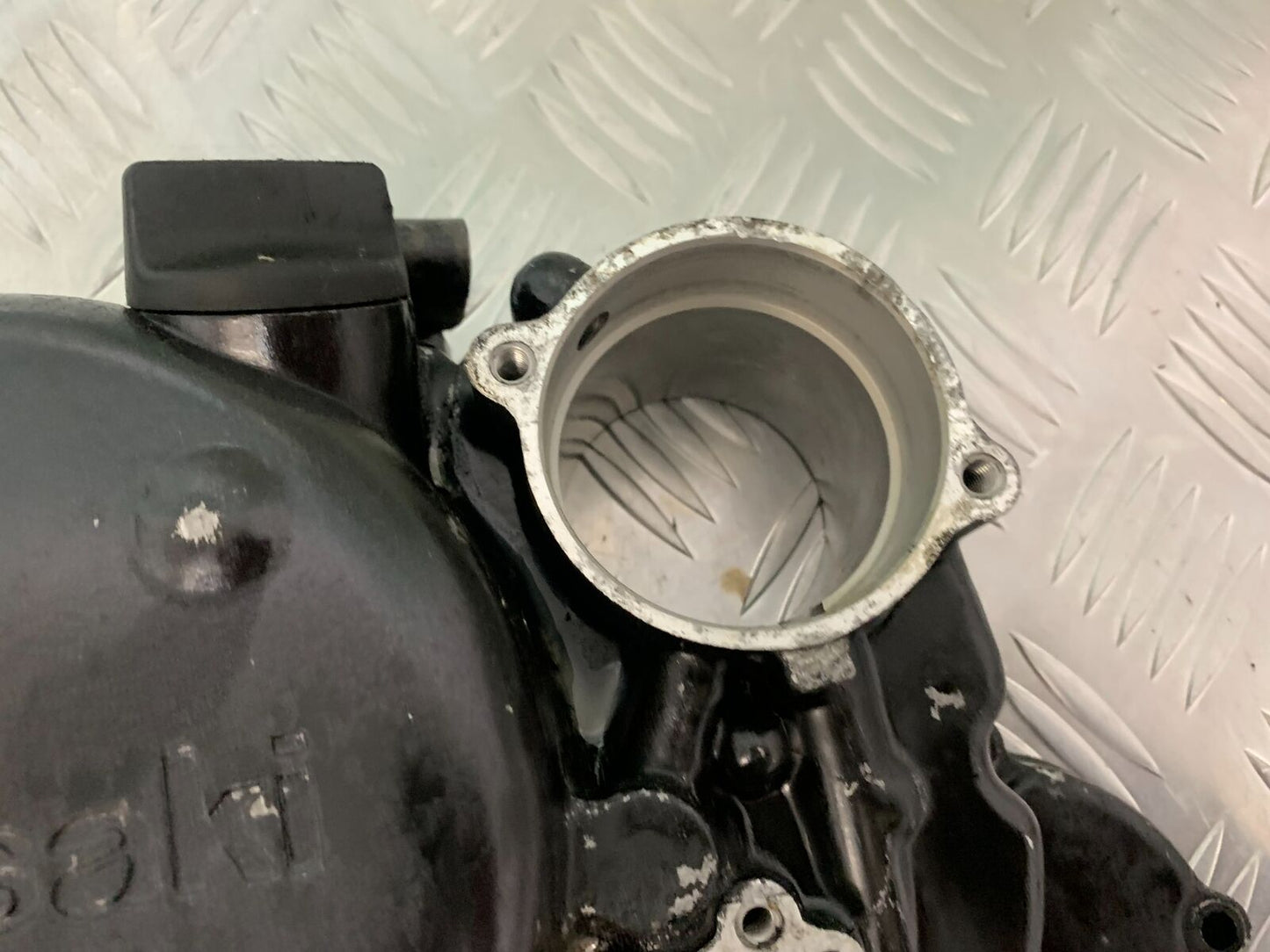 KAWASAKI KLR250 KLR 250 CLUTCH COVER   YEAR 1984-2001 (STOCK 980)