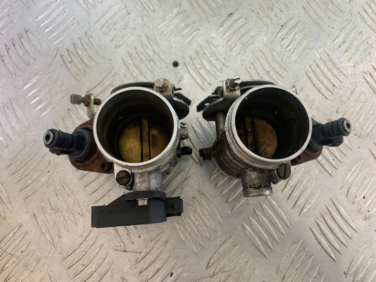 BMW R1100 RT R 1100 RT THROTTLE BODIES  YEAR 1996-2001 (CMB1095)