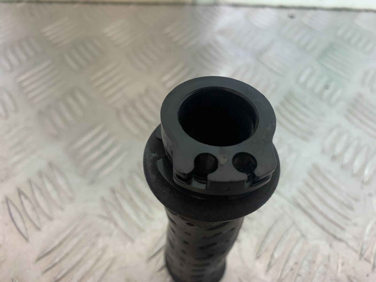 SUZUKI AN 200 UN 200 BURGMAN THROTTLE TWIST GRIP  YEAR 2007-09 (CMB1128)