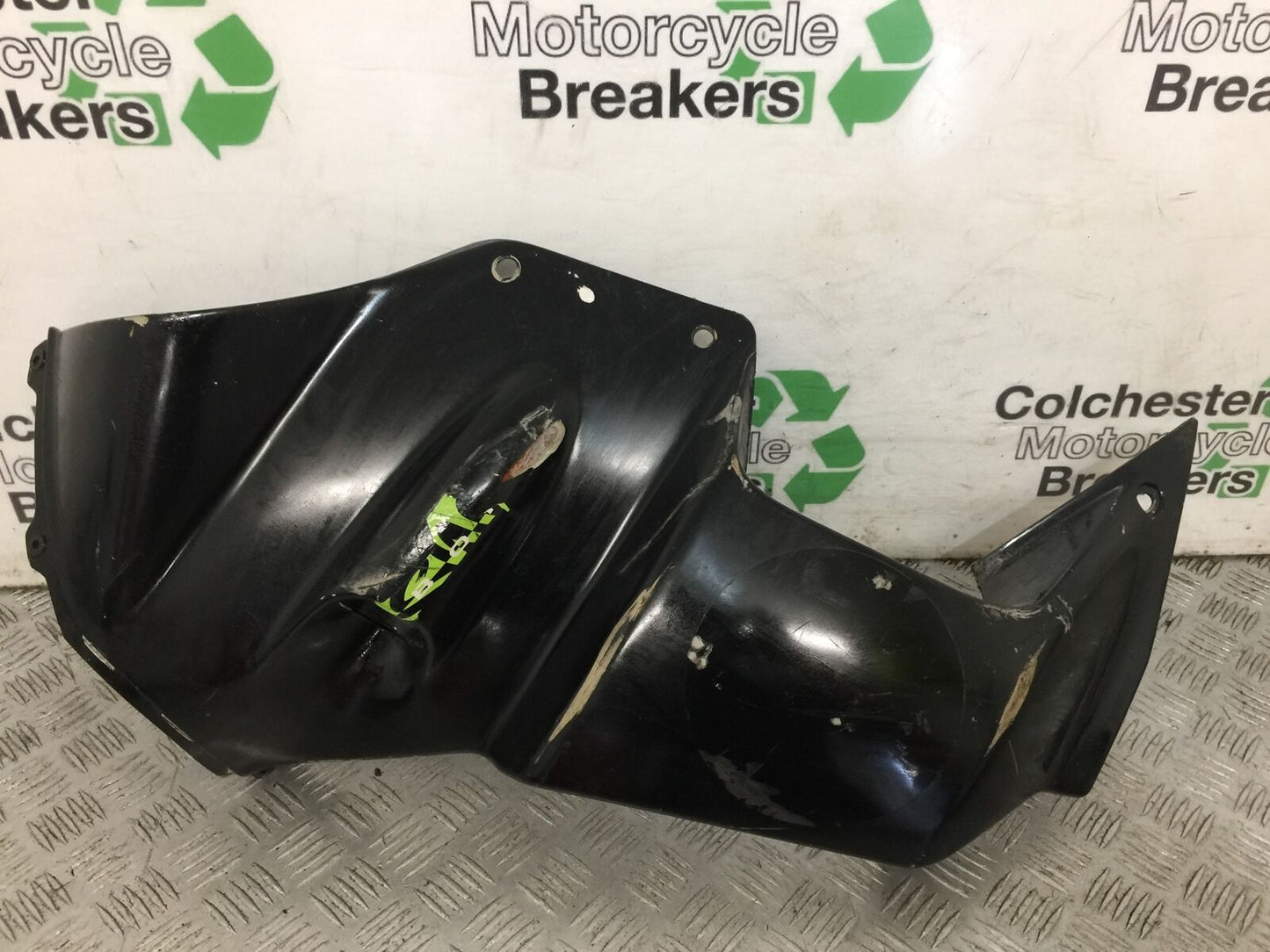 YAMAHA XTZ 750 SUPER TENERE LEFT FAIRING PANEL  YEAR 1990-1995 (STOCK 889)