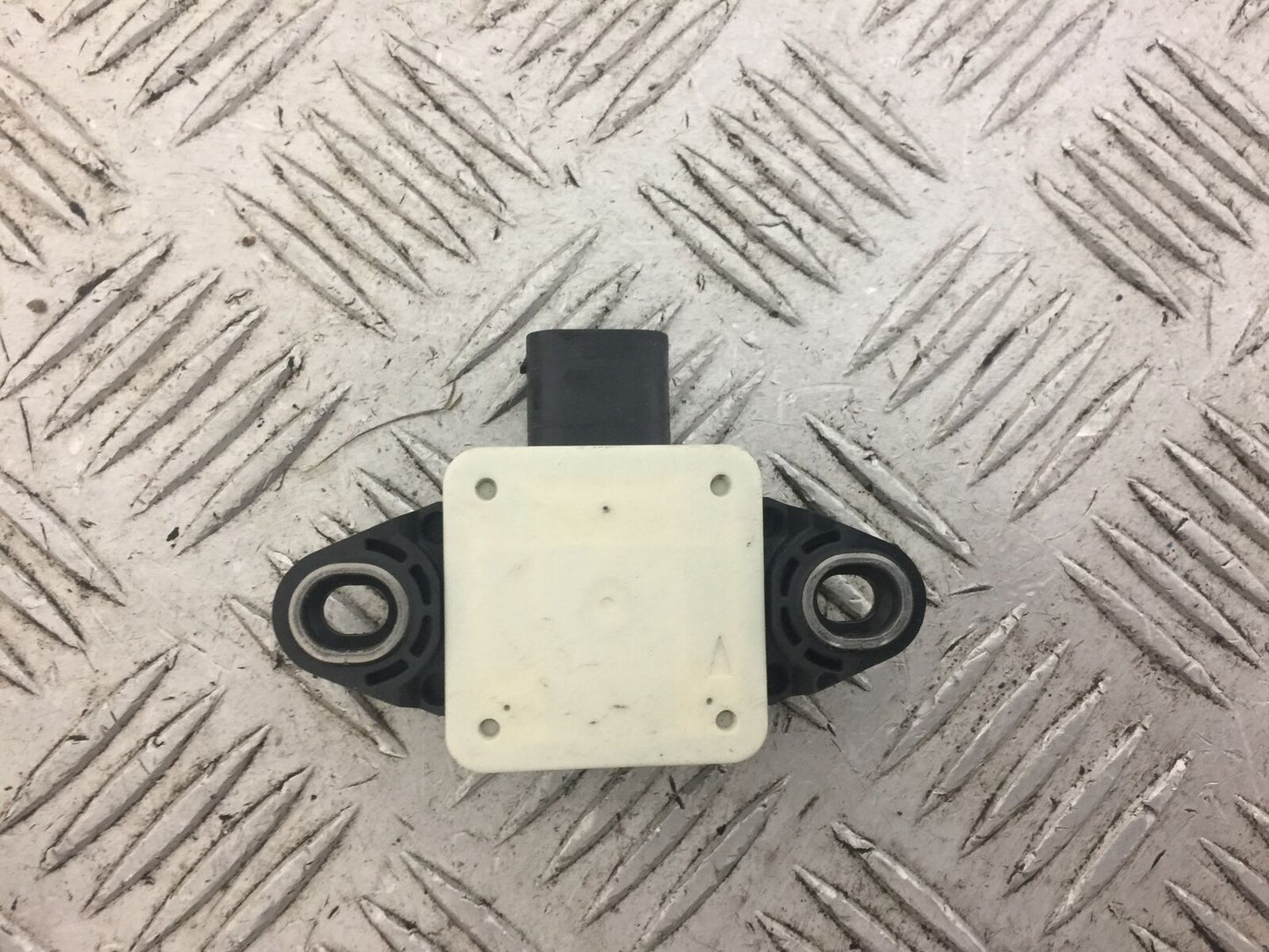 BMW S1000 R IGNITION RELAY   YEAR 2018  (STOCK 645)