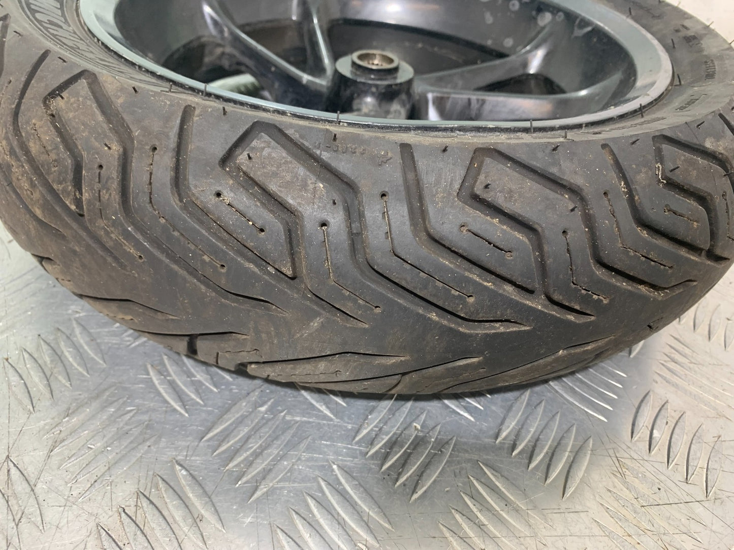 YAMAHA XMAX 125 XMAX-125 REAR WHEEL  YEAR 2015-2020  (CMB1266)