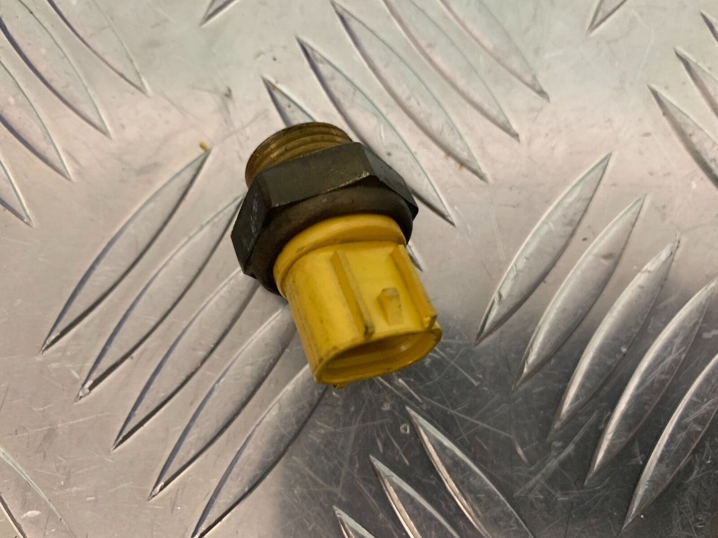 SUZUKI DL 650 V-STROM FAN SWITCH   YEAR 2006 2011 (STOCK 954)