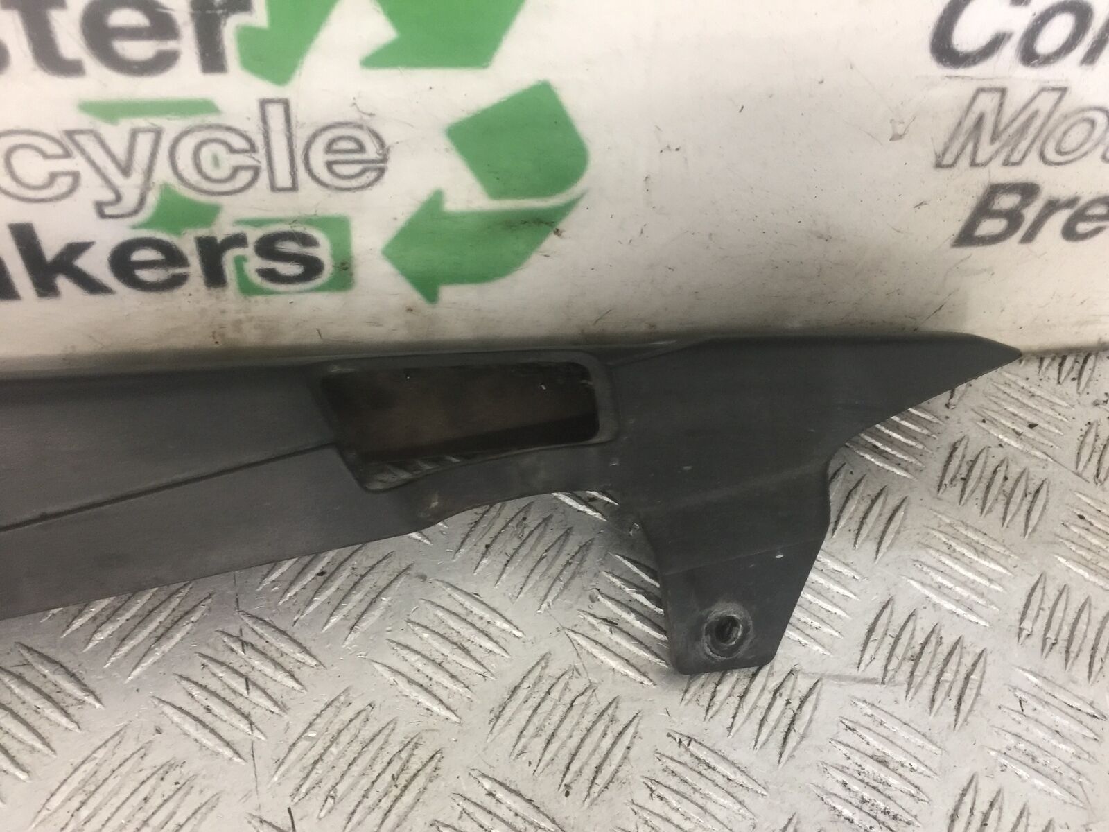 HONDA CB125 F CB 125 F CHAIN GUARD   YEAR 2015-2020 (STOCK 866)